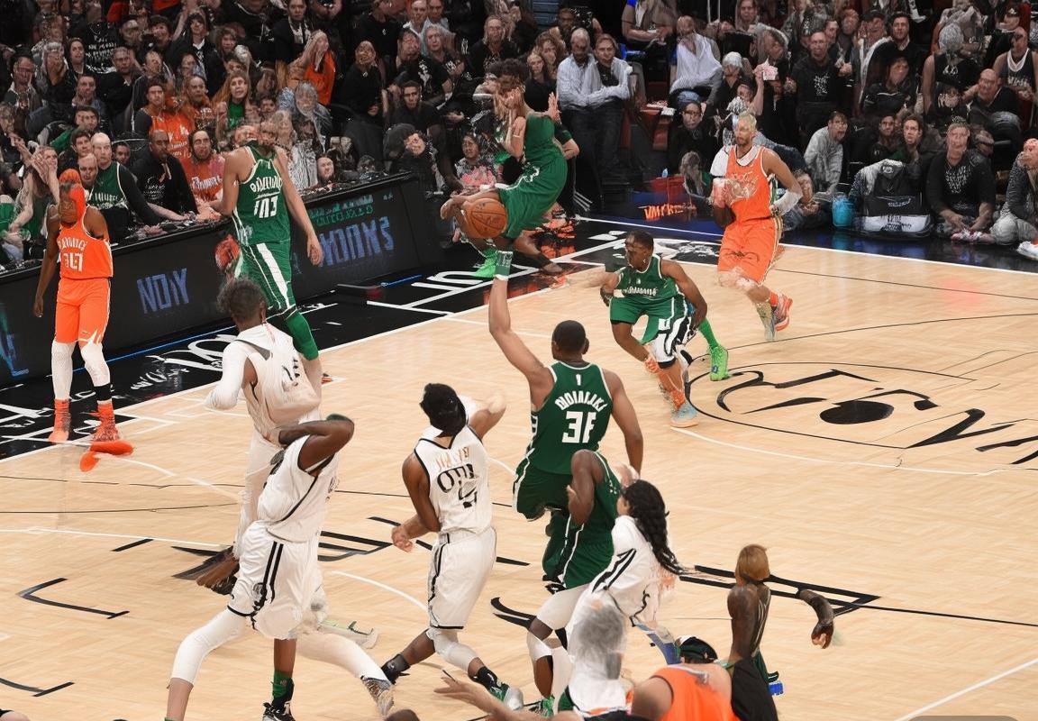 2018NBA季后赛：篮网雄鹿对决，团队青春启示录(图1)